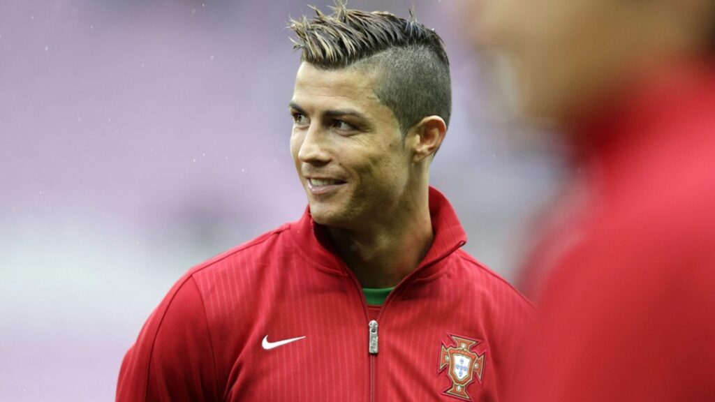 soccer player haircuts